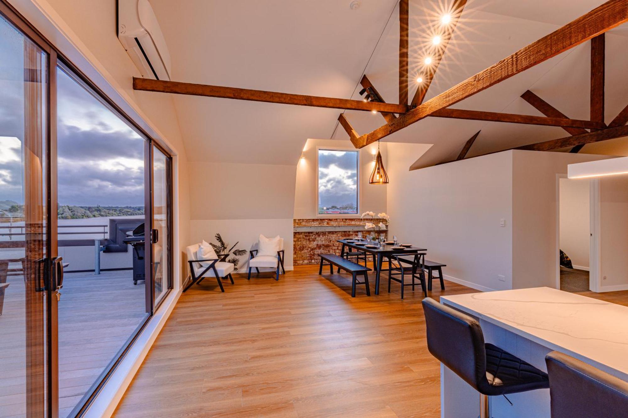 Johnston Apartments - Award-Winning Building, Your Unforgettable Stay Whanganui Eksteriør bilde