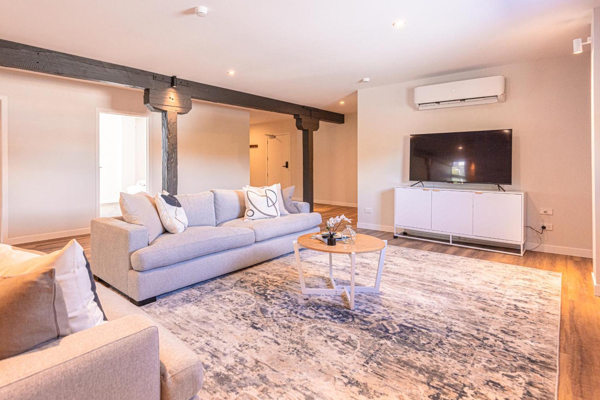 Johnston Apartments - Award-Winning Building, Your Unforgettable Stay Whanganui Eksteriør bilde