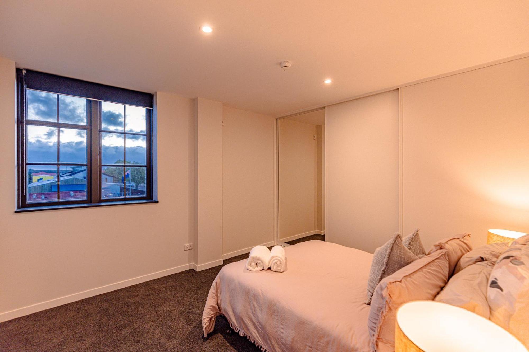 Johnston Apartments - Award-Winning Building, Your Unforgettable Stay Whanganui Eksteriør bilde