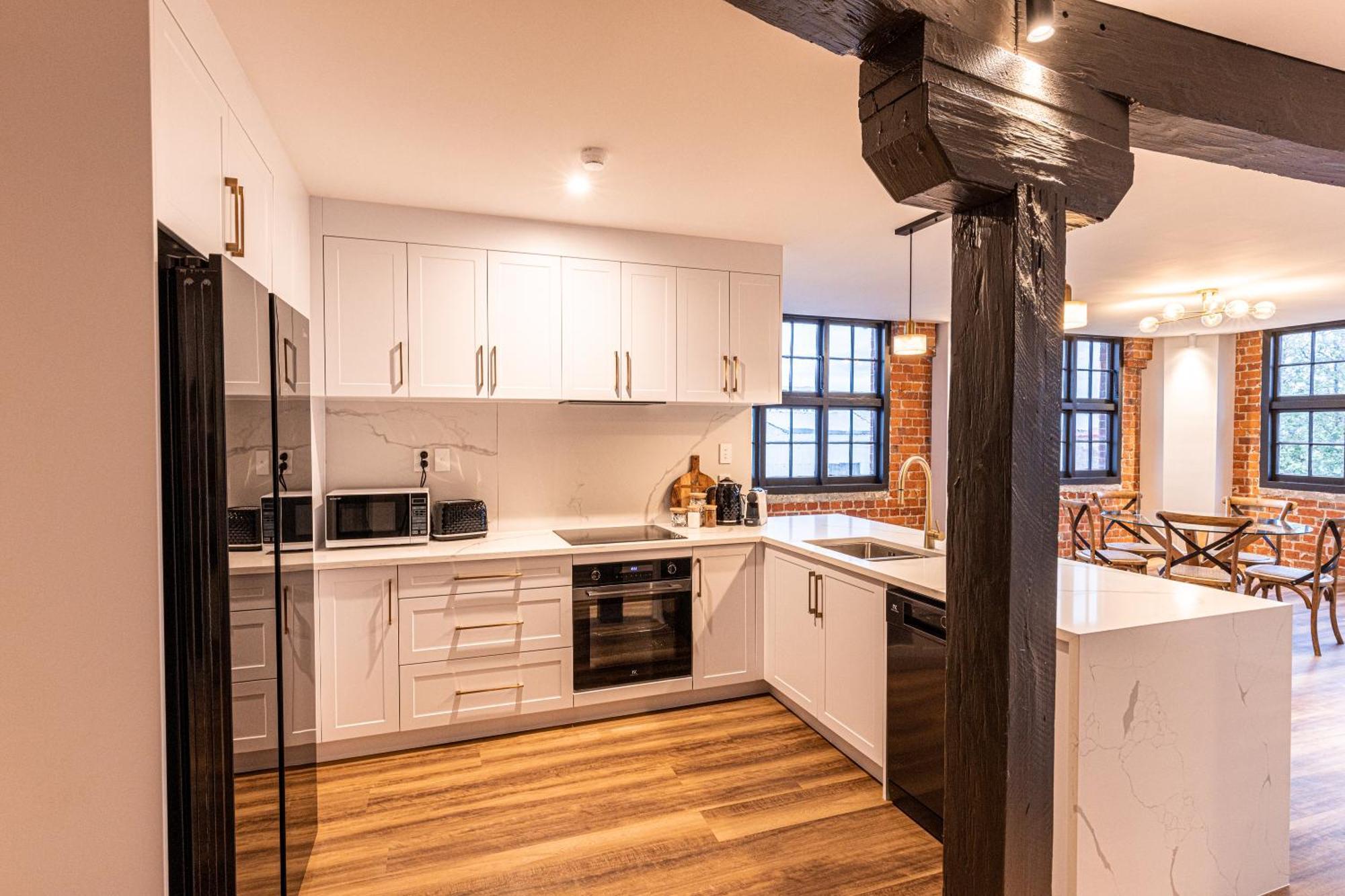 Johnston Apartments - Award-Winning Building, Your Unforgettable Stay Whanganui Eksteriør bilde